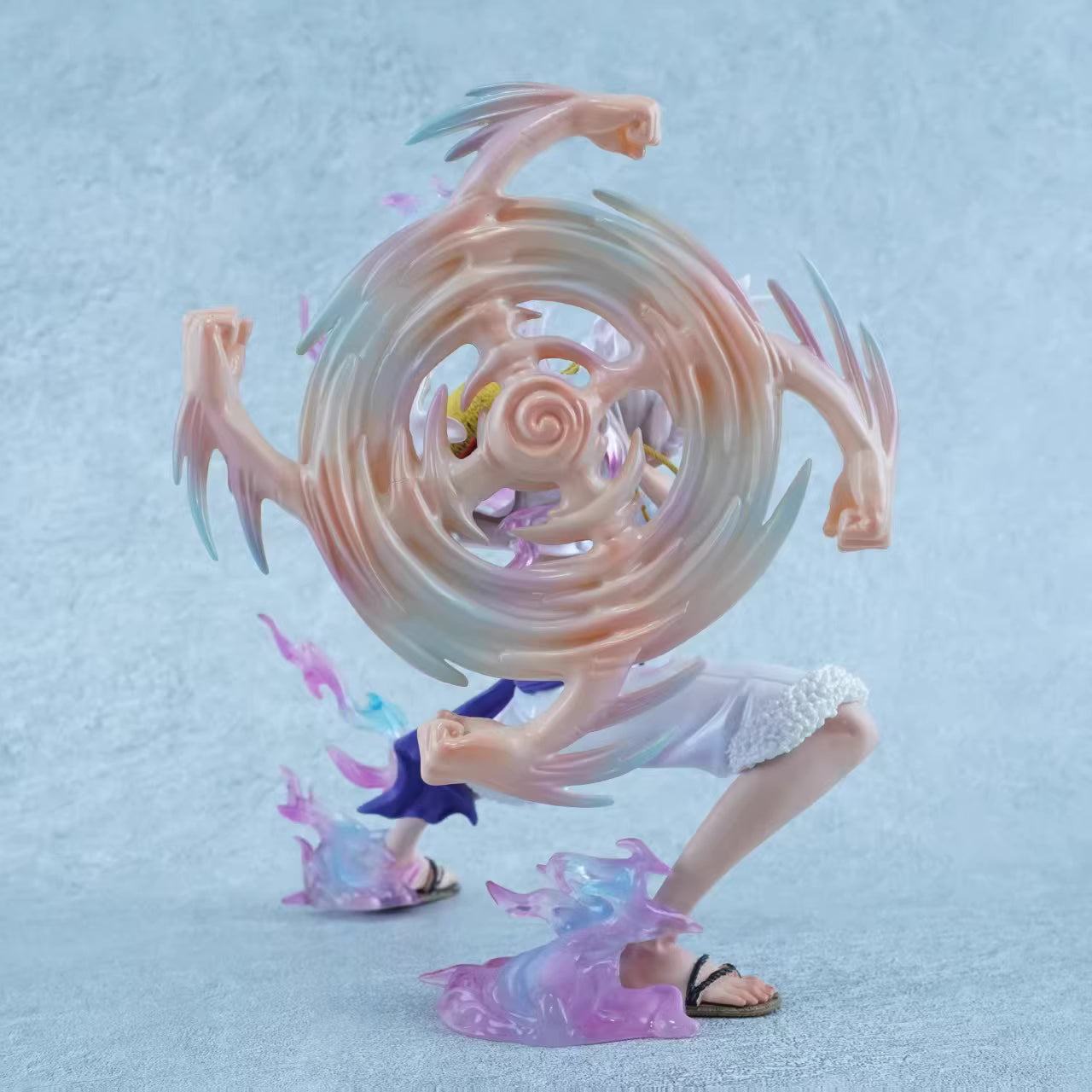 Gomu Gomu no Spinning Arm Luffy Figure